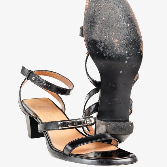 Hermes Leather Kelly Buckle Tapered Heel Black Leather Sandal, Size 6.5 - Picture 4 of 10